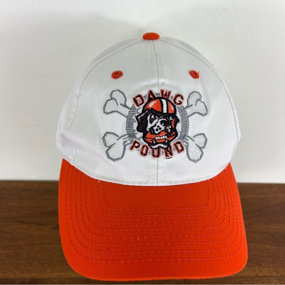VTG Cleveland Browns Logo Athletic Dawg Pound NFL Snapback Hat Cap Red Onion